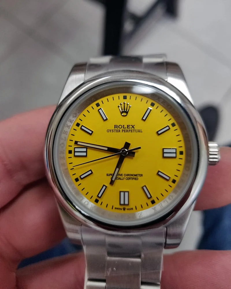 Oyster perpetual quadrante giallo 41 mm